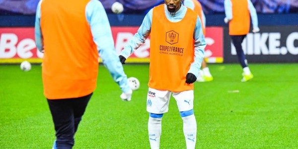 格林伍德再创历史！法甲赛季前18轮打进12球，追平吉尼亚克纪录