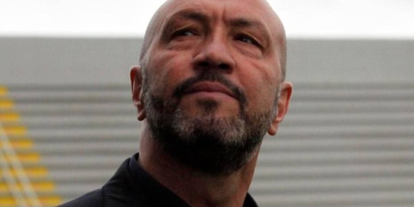 曾加：意大利门将位置人才储备非常充足；齐沃现在做得非常棒