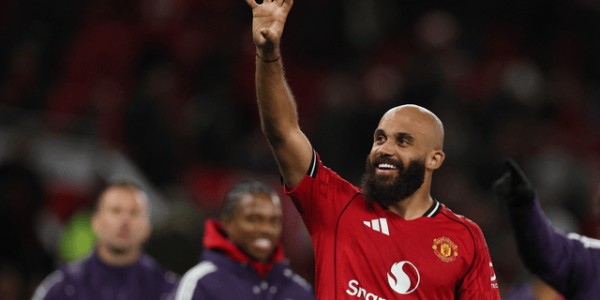 是BIG6的内战，也是“杀手恩怨”的宿敌之战：曼联VS热刺看点独特