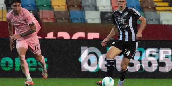 蓝衣军团锋线新王！4场世预赛制造9球，从意甲金靴到沙特联赛标王