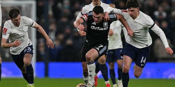 足总杯：热刺1-2遭维拉淘汰